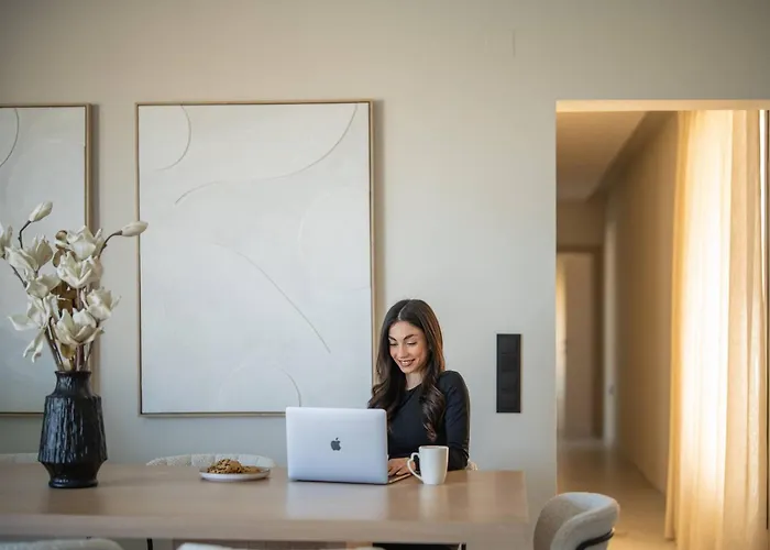 Villa Olive Hill Villa, By Hellocrete *