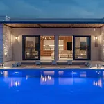 Olive Hill Villa, By Hellocrete Villa