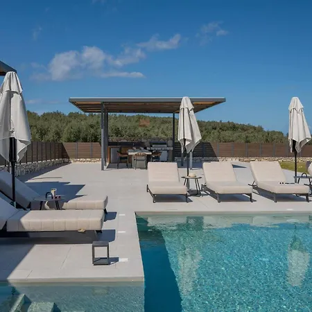 Olive Hill Villa, By Hellocrete Rethymno